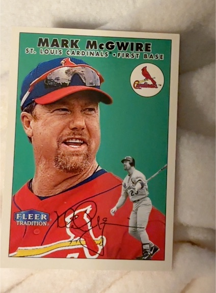 2000 Fleer Tradition #400 Mark McGwire — front