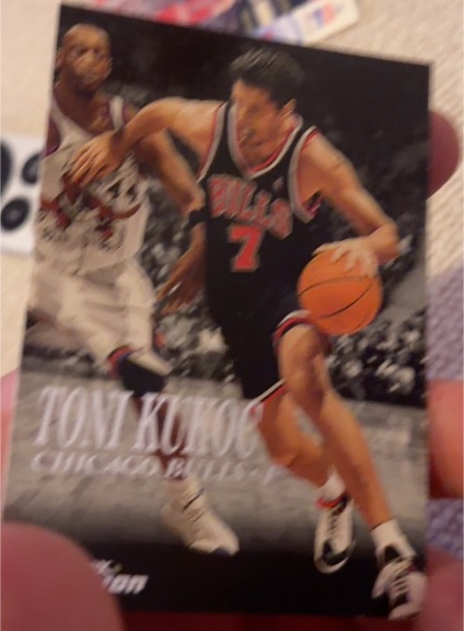 1994 Skybox NBA Hoops #313 Toni Kukoc — front