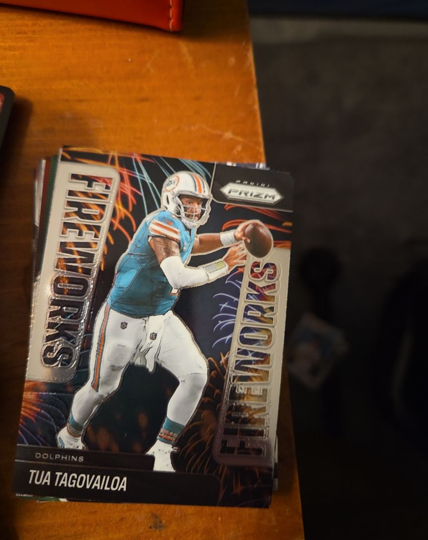 2025 Panini Prizm #9 Tua Tagovailoa Fireworks — front