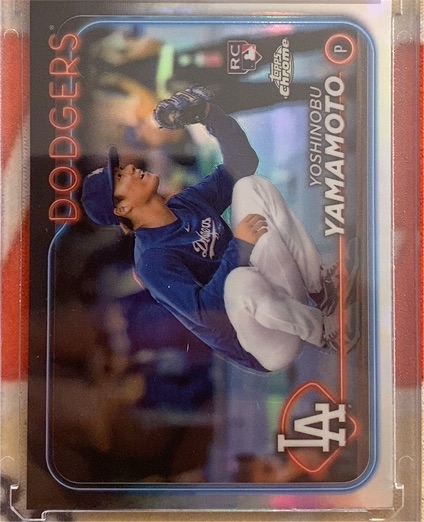2024 Topps Chrome #18 Yoshinobu Yamamoto — front