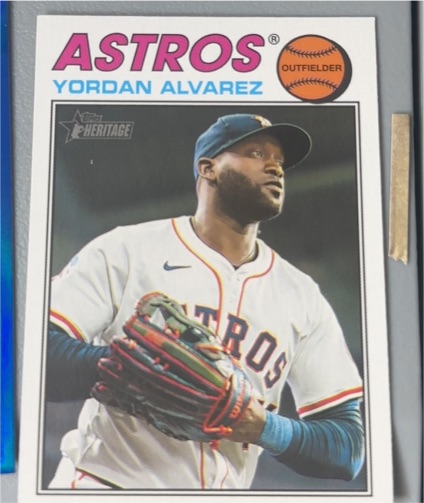 2026 Topps Heritage #25 Yordan Alvarez — front
