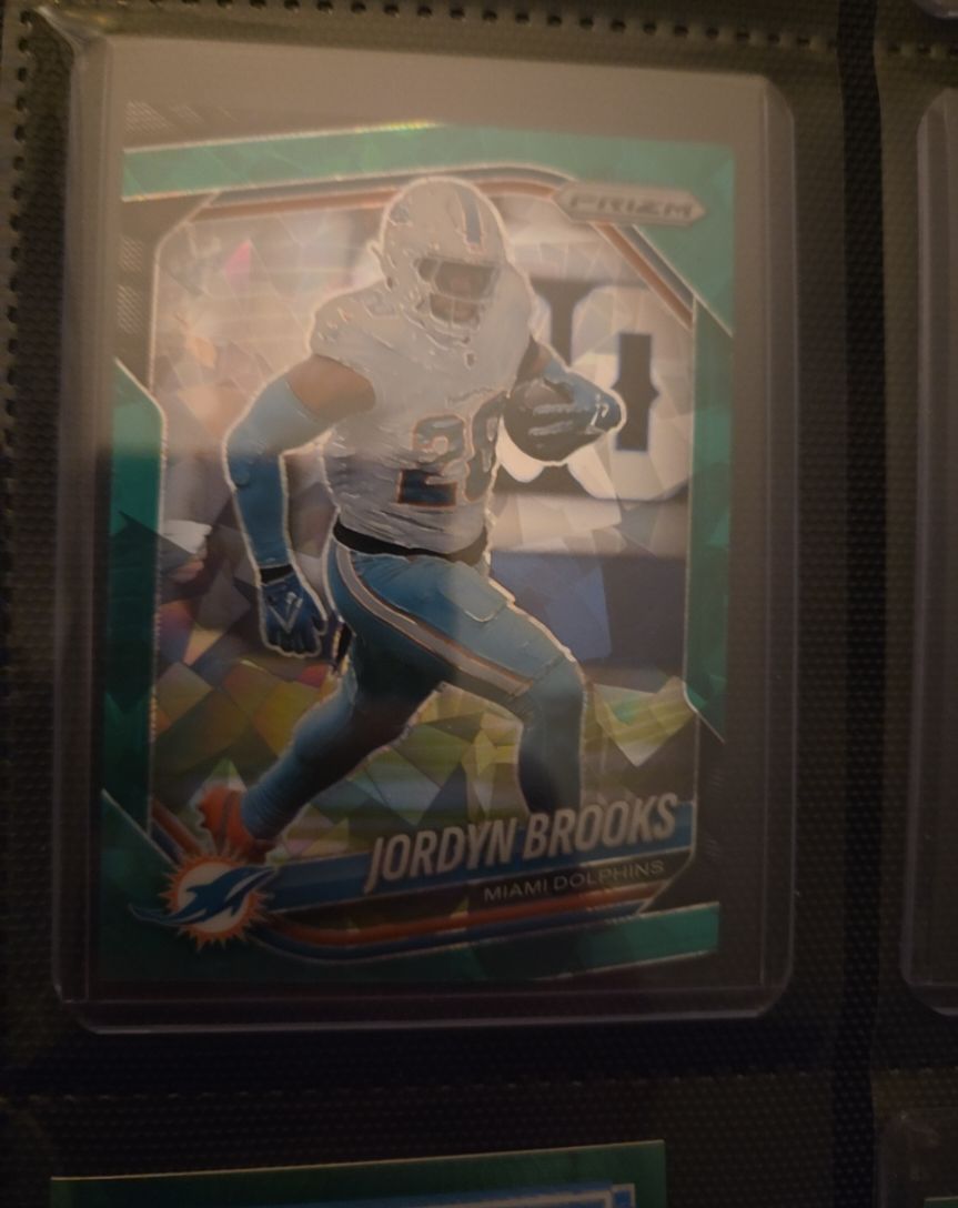 2025 Panini Prizm #129 Jordyn Brooks — front