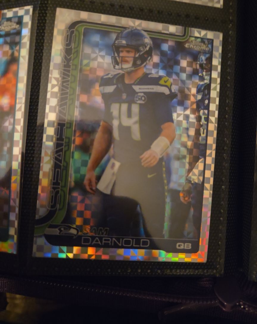 2025 Topps Chrome #275 Sam Darnold — front
