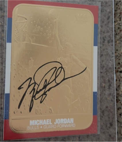 1997 Fleer Premier Signature Series 23Kt Gold Michael Jordan — front