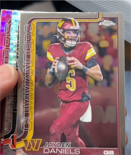 2025 Topps Chrome #295 Jayden Daniels — front