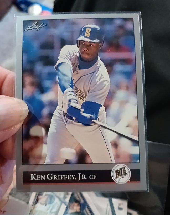 1992 Leaf #392 Ken Griffey Jr. — front