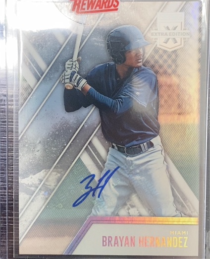 2017 Panini Elite Extra Edition #108 Brayan Hernandez — front