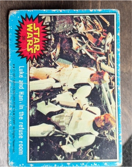 1977 Topps Star Wars #38 Luke and Han in the refuse room — front