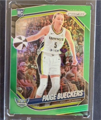 2025 Panini Prizm WNBA #5 Paige Bueckers — front