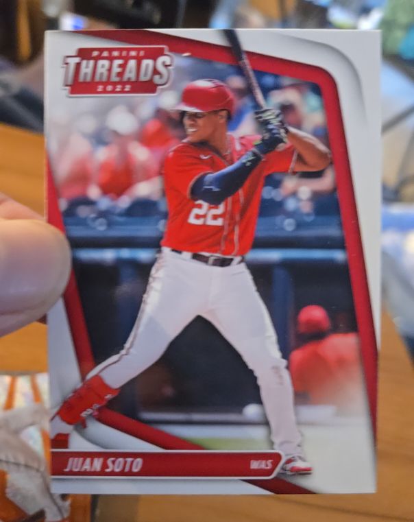 2022 Panini Chronicles Threads #20 Juan Soto — front