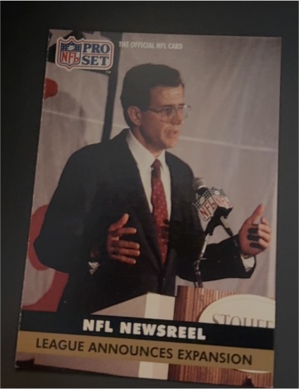1991 Pro Set #686 League Announces Expansion Paul Tagliabue — front