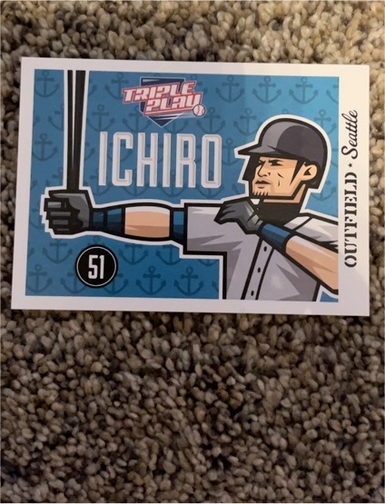 2012 Panini Triple Play #75 Ichiro Suzuki — front