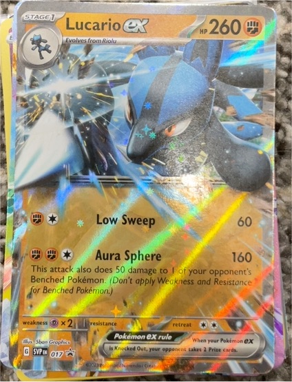 2022 Pokémon Scarlet & Violet #017 Lucario ex — front