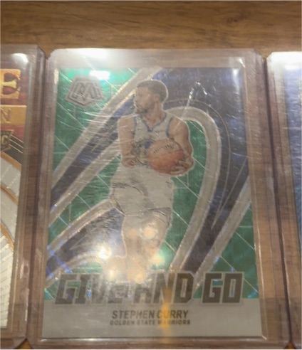 2023-24 Panini Mosaic #1 Stephen Curry Give and Go Green Mosaic Prizm — front
