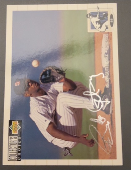 1994 Upper Deck Collector's Choice #119 Ricky Gutierrez Silver Signature — front