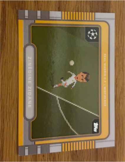 2025-26 Topps UEFA Club Competitions 8Bit Shots #8B-8 Zinedine Zidane — front