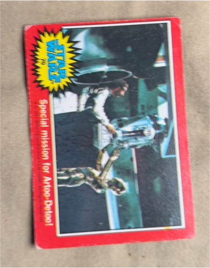 1977 Topps Star Wars #70 Special Mission for Artoo-Detoo — front