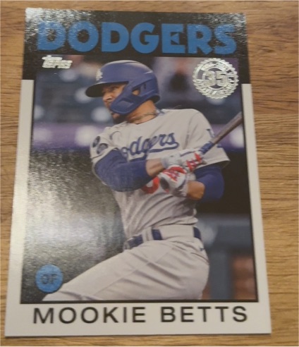 2021 Topps Update Series 1986 Anniversary #86B-13 Mookie Betts — front