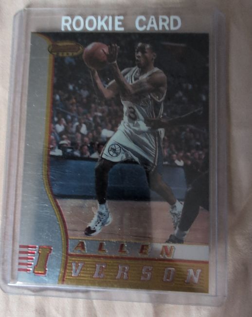 1996-97 Bowman's Best #R1 Allen Iverson Rookie Card — front