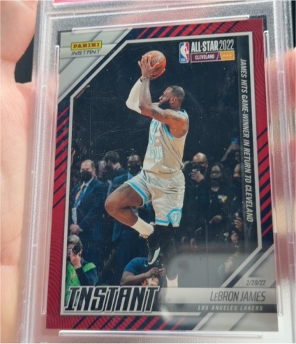 2022 Panini Instant #141 LeBron James — front