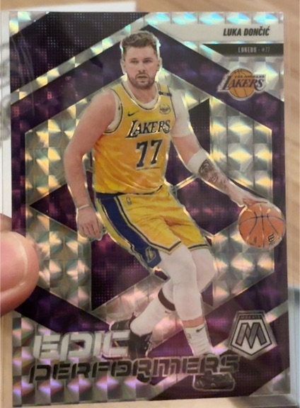 2024-25 Panini Mosaic Epic Performers #10 Luka Dončić — front