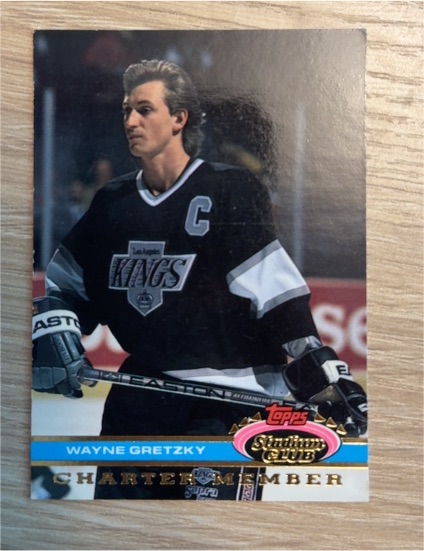 1991 Topps Stadium Club Charter Member #NNO Wayne Gretzky — front