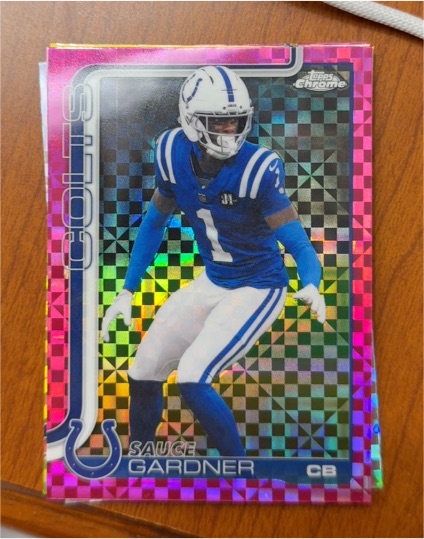 2025 Topps Chrome #242 Sauce Gardner Hot Pink X-Fractor — front
