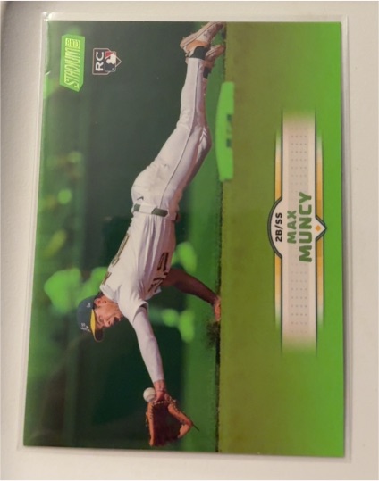 2025 Topps Stadium Club #28 Max Muncy Lime Green Parallel Rookie Card — front