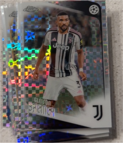 2025-26 Topps Chrome UEFA X-Fractor #152 Gleison Bremer Juventus — front