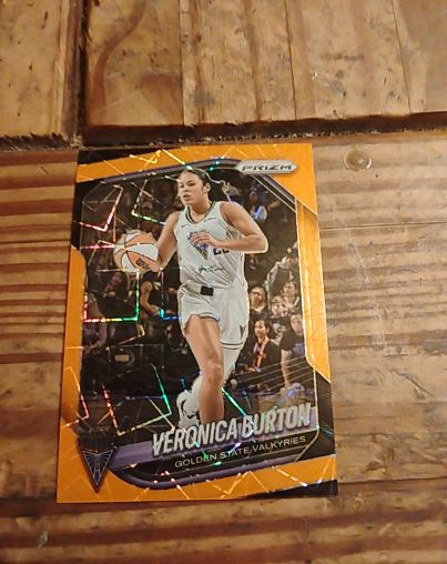 2024 Panini Prizm WNBA #35 Veronica Burton Orange Velocity Prizm — front