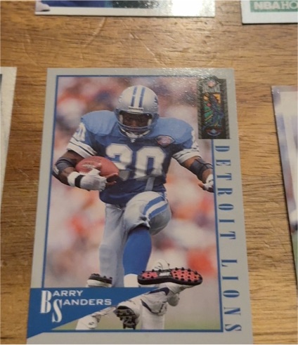 1994 Classic NFL Experience #34 Barry Sanders — front