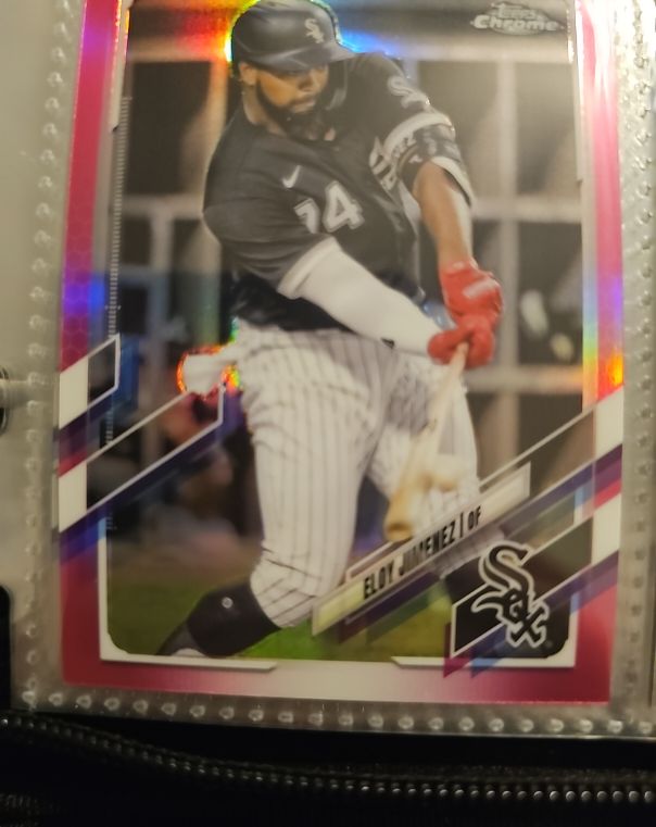 2021 Topps Chrome #89 Eloy Jimenez Pink Refractor — front