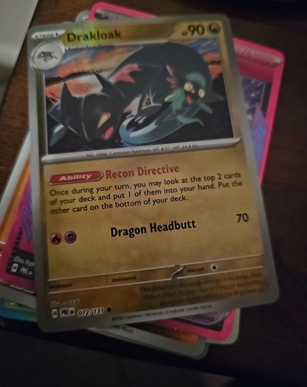 2022 Pokémon SV: Prismatic Evolutions #072 Drakloak — front