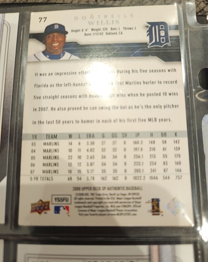 2007 Upper Deck Game Materials #DW Dontrelle Willis — front