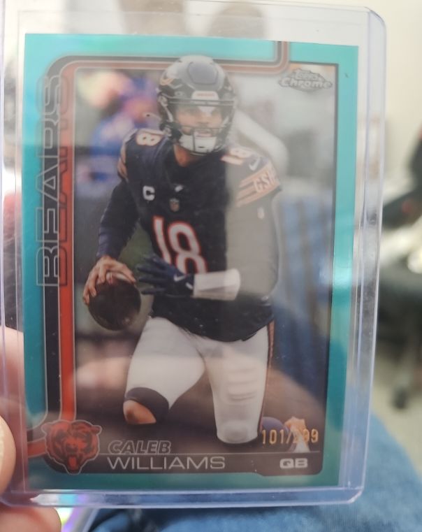 2025 Topps Chrome #52 Caleb Williams — front