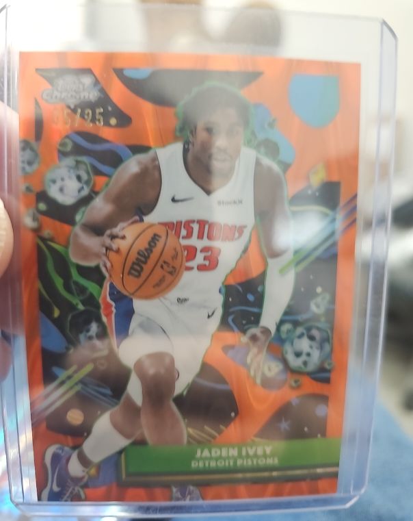 2025 Topps Chrome Cosmic #21 Jaden Ivey — front