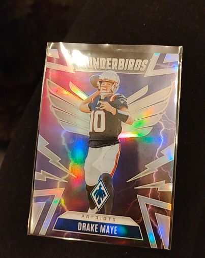 2025 Panini Phoenix #35 Drake Maye — front