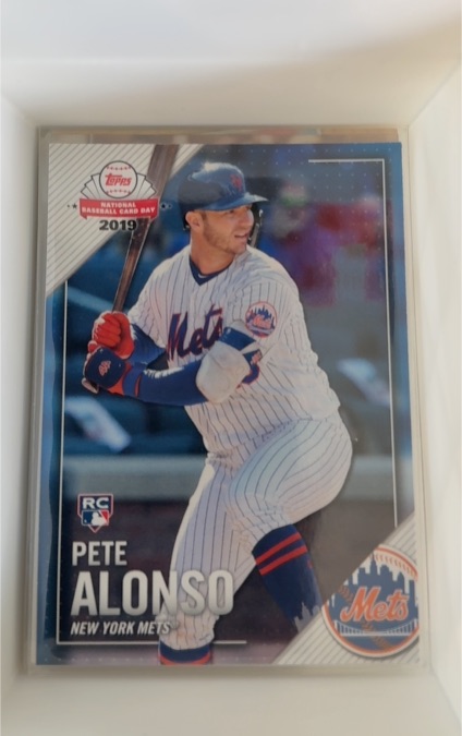 2019 Topps National Baseball Card Day #18 Pete Alonso — front