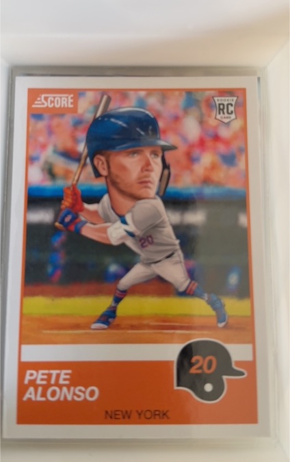 2019 Panini Chronicles Score #4 Pete Alonso Rookie Card — front