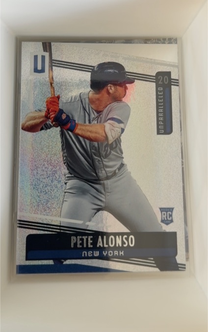 2019 Panini Chronicles Unparalleled #7 Pete Alonso — front
