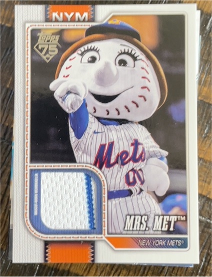 2026 Topps Series 1 Celebration #MAS-MRS Mrs. Met Mascot Relic Patch — front