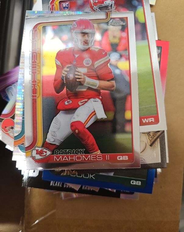 2025 Topps Chrome #148 Patrick Mahomes II — front