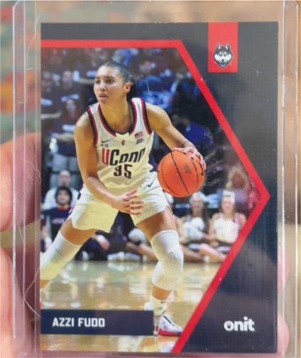 2024 Onit UConn Huskies #B-4 Azzi Fudd — front