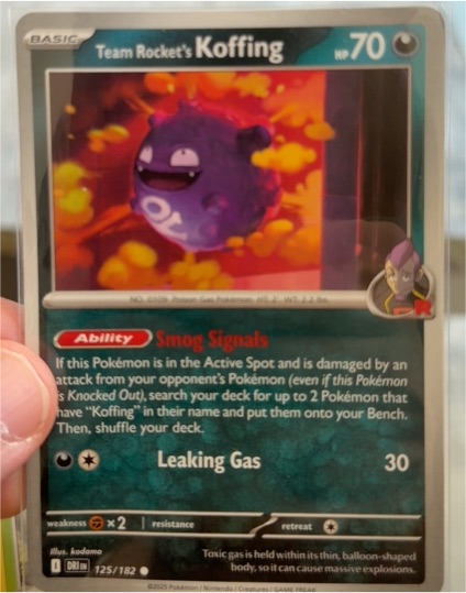 2022 Pokémon Scarlet & Violet Destined Rivals #125 Team Rocket's Koffing — front