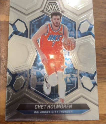 2023-24 Panini Mosaic #30 Chet Holmgren Silver Prizm Oklahoma City Thunder — front