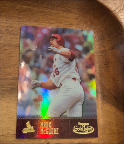 2001 Topps Gold Label Class 1 #72 Mark McGwire — front