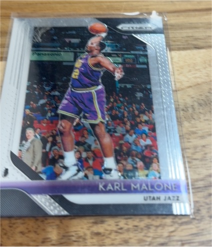 2018-19 Panini Prizm #75 Karl Malone — front
