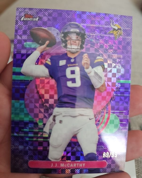 2024 Panini Finest #69 J.J. McCarthy — front