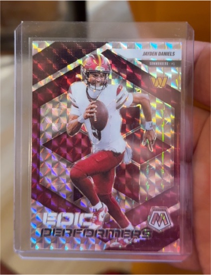 2025 Panini Mosaic #20 Jayden Daniels Epic Performers — front