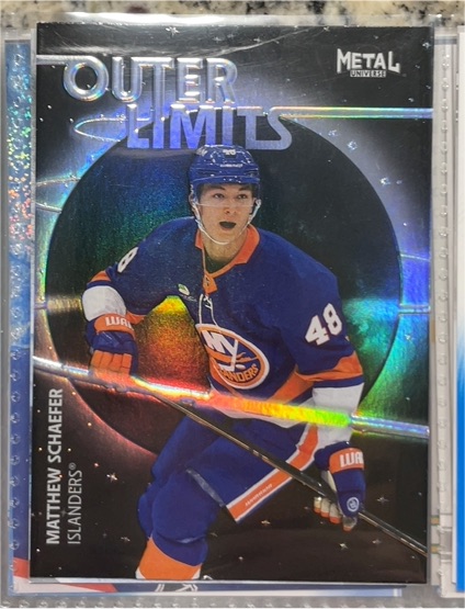 2025-26 SkyBox Metal Universe #OL-36 Matthew Schaefer Outer Limits — front